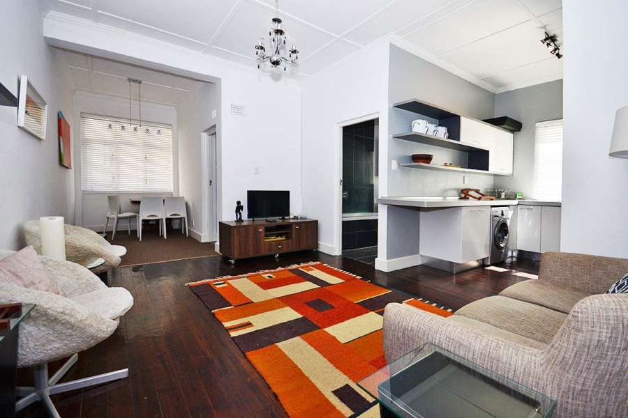 To Let 2 Bedroom Property for Rent in Sea Point Western Cape
